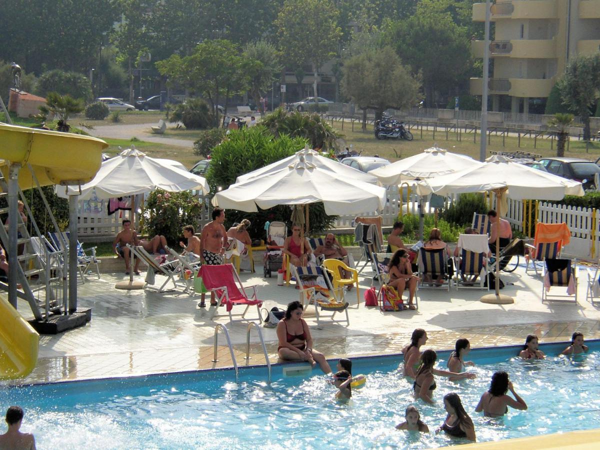 Hotel Week-end